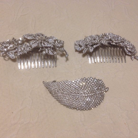 Bundle deal: (2) Rhinestone hair combs & (1) Rhinestone barrette - Picture 2 of 7